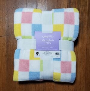 Holiday Home Microplush Throw Blanket